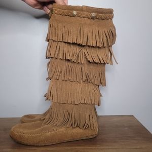 Minnetonka 5 Layer Fringe Tall Suede Leather Boots Sz 7